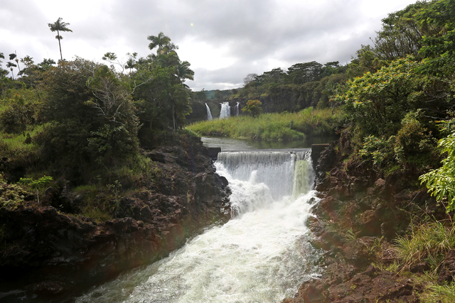 1746261_web1_Weather_Art_Piihonua_Waterfall.jpg