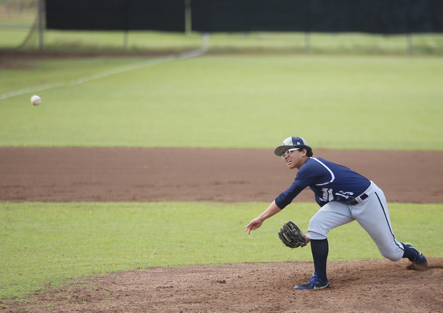 1751081_web1_Kamehameha_vs_Konawaena_Baseball_001.jpg