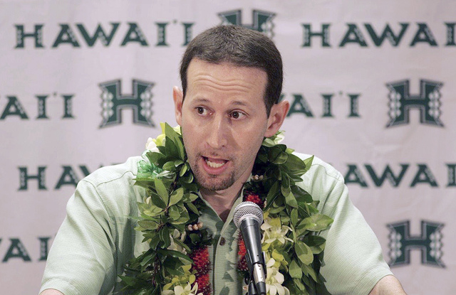 1757140_web1_Hawaii-Coach-Basketba_Gerh--3-web.jpg