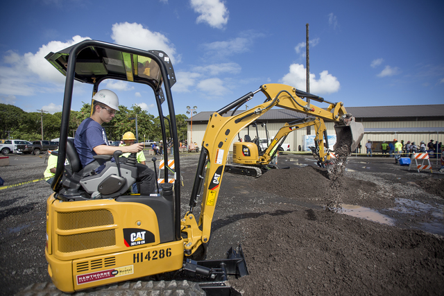 2404089_web1_Construction_Career_Day_3.jpg