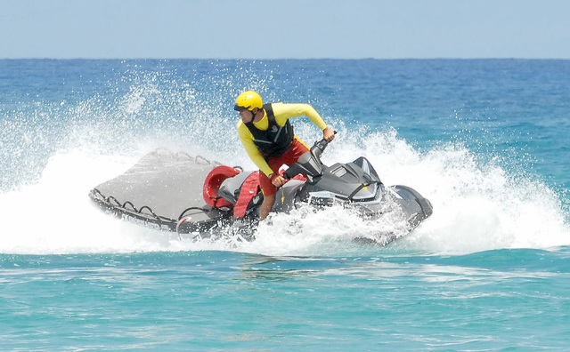 2594194_web1_Jet-Ski_0301.jpg