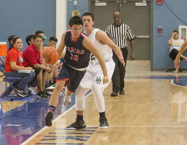 2651753_web1_Keaau_vs_Honokaa_Boys_Basketball_5.jpg