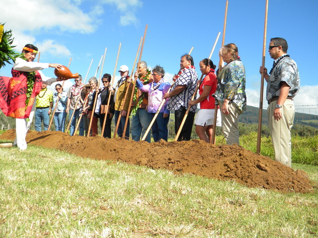 2724447_web1_waimea-groundbreaking-2.jpg