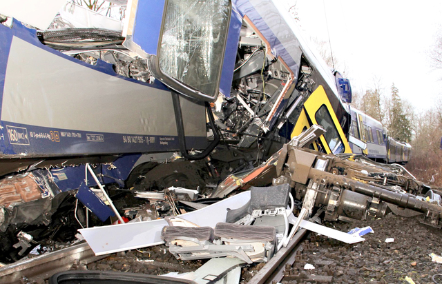 2933918_web1_Germany-Train-Crash_Chri.jpg