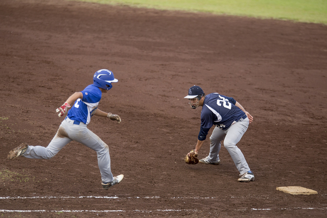 2991799_web1_Kamehameha_vs_Kealakehe_Baseball_2.jpg