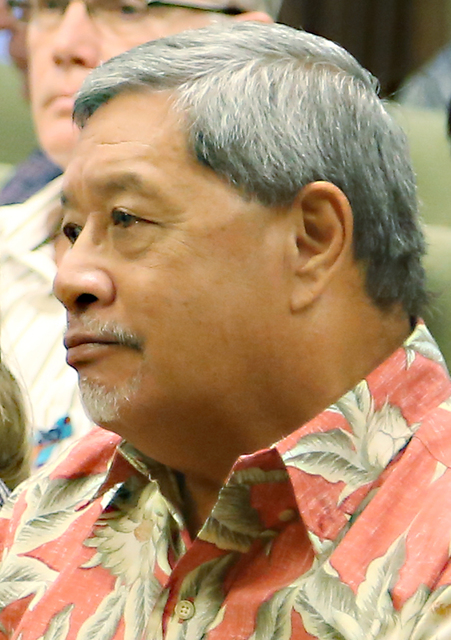 3009708_web1_Budget_Meeting_with_Mayor_Billy_Kenoi_9.jpg