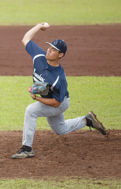 3017295_web1_2-Kamehameha_vs_Kealakehe_Baseball_1.jpg