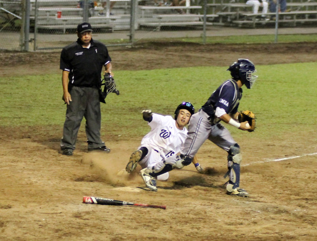 3199017_web1_waiakea-vs-kam-baseball01.jpg