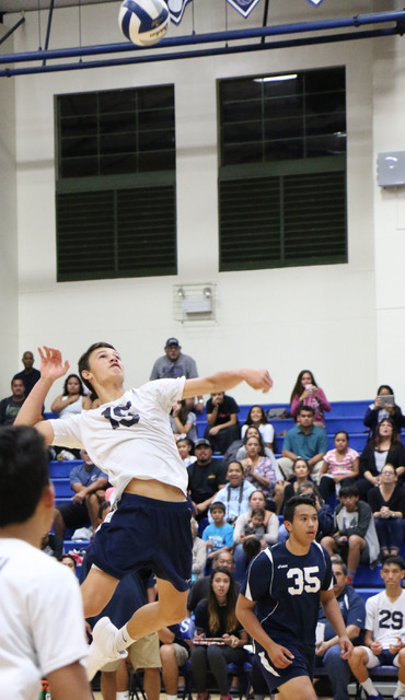 3313976_web1_waiakea-vs-kam-v-ball-01.jpg