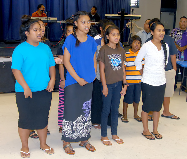 3456527_web1_Marshallese_0009.jpg