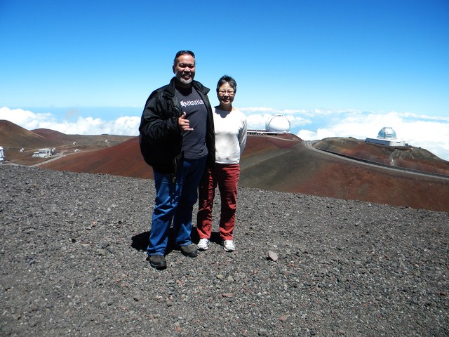 3952020_web1_ishibashi-nagata-summit-mauna-kea.jpg