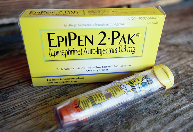 4066102_web1_Mylan-EpiPen_Chri.jpg