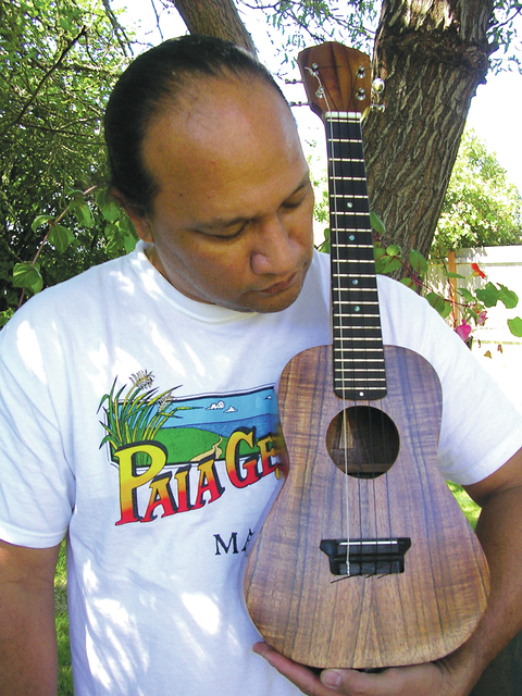 4111282_web1_Oral-Abihai-ukulele.jpg