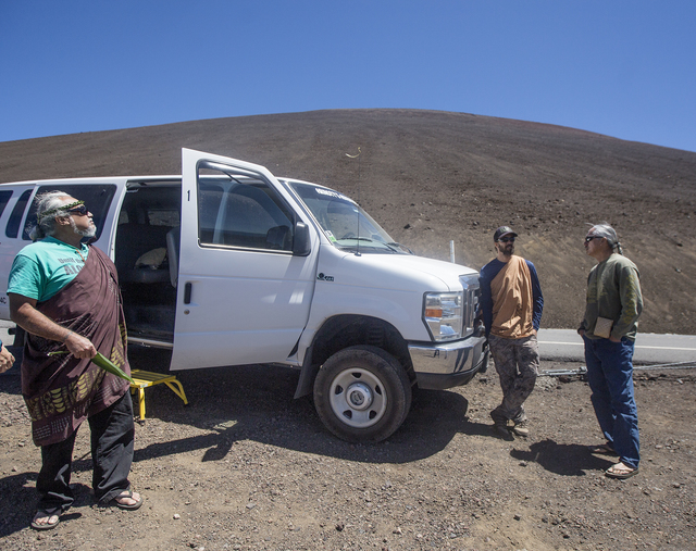 4233091_web1_TMT_Trial_Mauna_Kea_Site_Visit_5.jpg