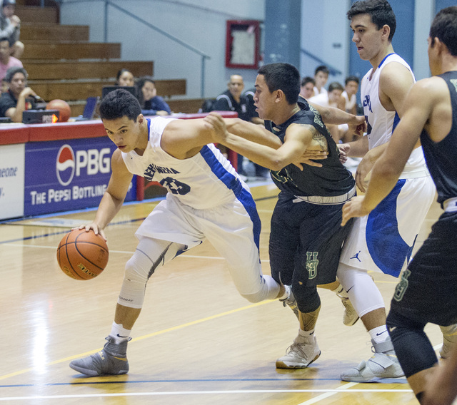 4610351_web1_Kamehameha_vs_Honokaa_Boys_Basketball_Cardinal_Classic_4.jpg