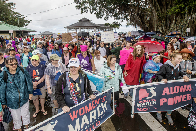 4800638_web1_Womens_March_Hilo_2.jpg