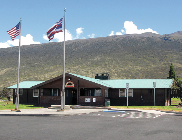 4850886_web1_Mauna-Kea-State-Park4.jpg