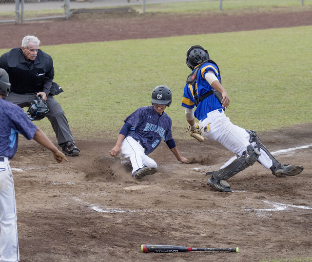 4871473_web1_Waiakea_vs_Hilo_Baseball_1.jpg