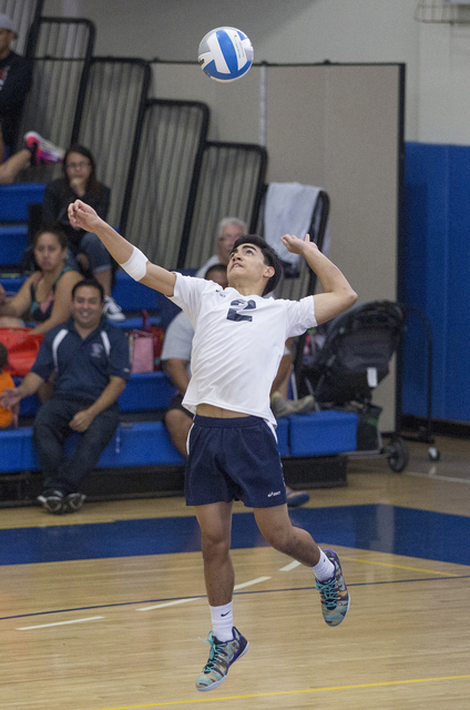 4982894_web1_Kamehameha_vs_Kalaheo_Boys_Volleyball_14.jpg