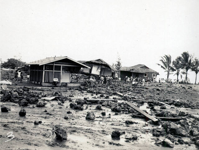 5138700_web1_6---Laupahoehoe-teacher-cottages-PTM-Leila-and-Fred-Bruce-Collection-19950040007-high-res-tef.jpg