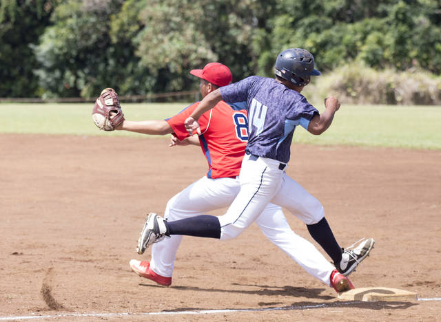 5180253_web1_Waiakea_vs_Keaau_Baseball_2.jpg