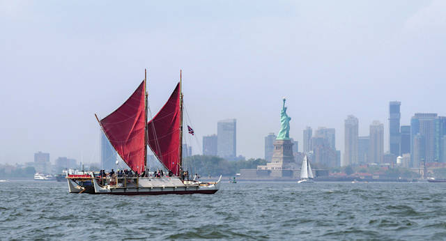 5296294_web1_Hokulea-in-NY.jpeg