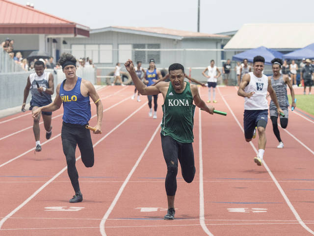 5343331_web1_Boys_Open_Heat_4x100M.jpg