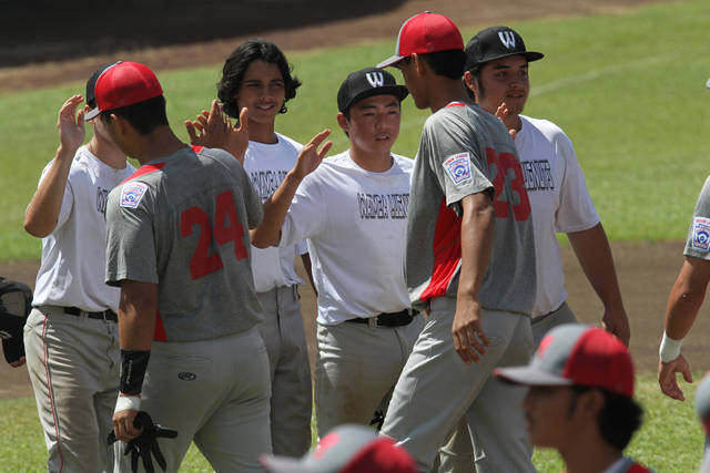 5616978_web1_ia_July8baseball_meeting.jpg