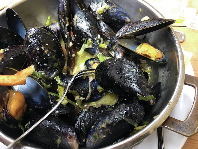 5621589_web1__Moules-Frite.jpg