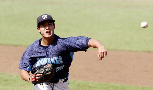 5983712_web1_Waiakea_vs_Hilo_Baseball_11-copy4.jpg