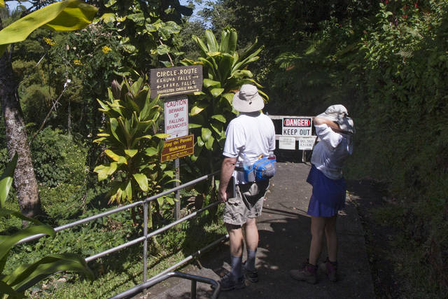 6062919_web1_Akaka_Falls_Trail_Damage_Update_2.jpg