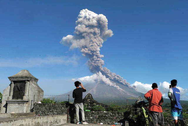 Mayon volcano spews lava prompting evacuation of thousands in the