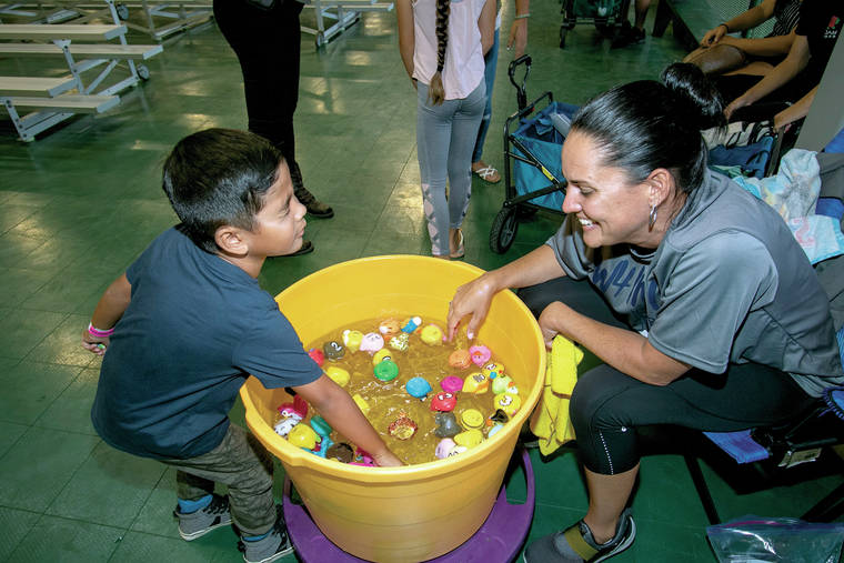 Thousands fall into autumn during Waimea festival Hawaii TribuneHerald