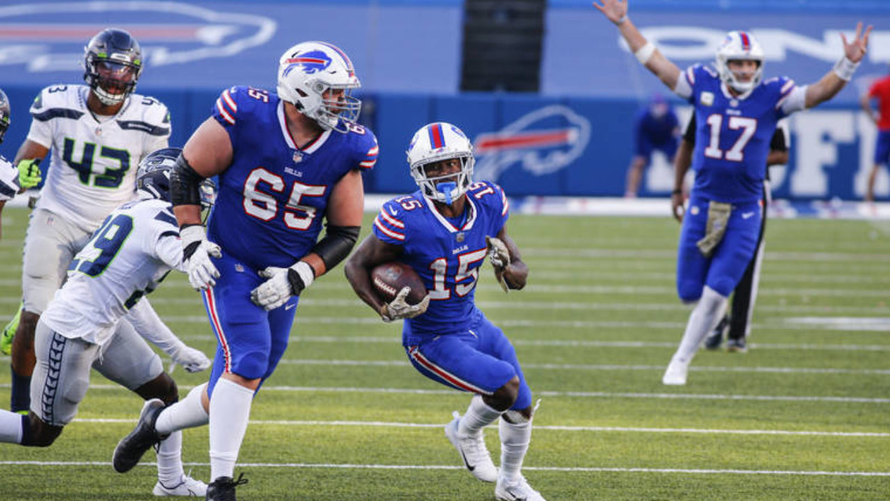 Sanders quickly fitting in with Bills after 2 TD outing