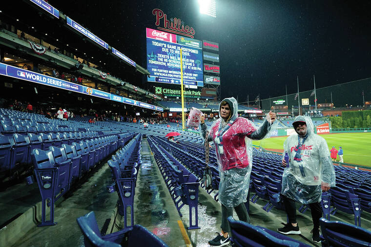 world-series-rainout-astros-phils-to-play-game-3-today-hawaii