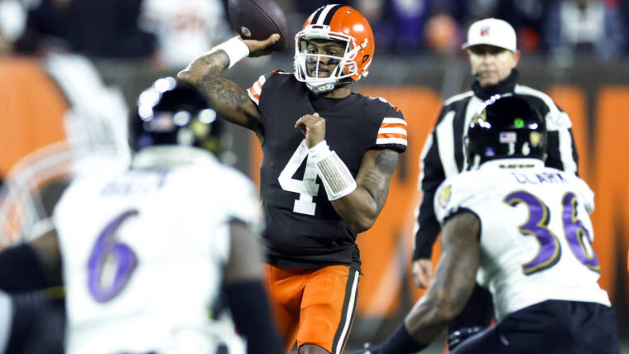 Watson throws for TD, wins home debut as Browns down Ravens - Hawaii  Tribune-Herald