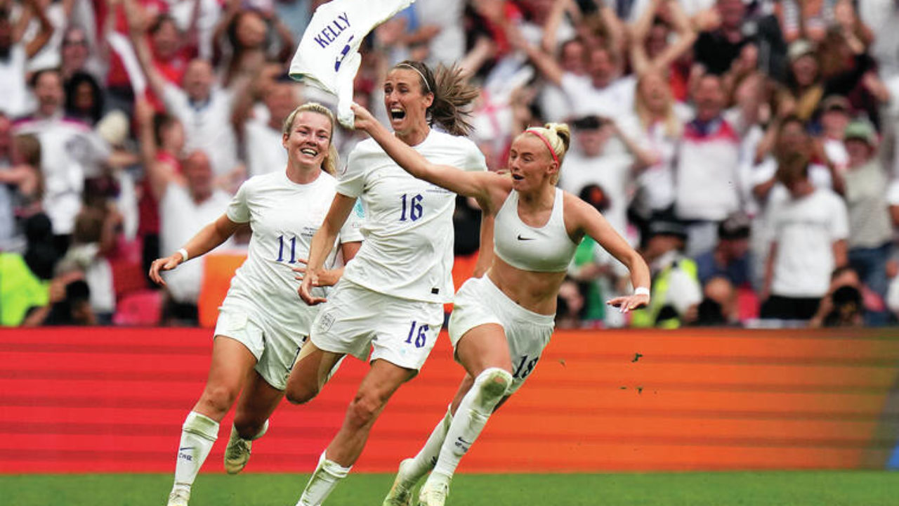 Women's sports saw pivotal growth in deals, interest in 2022