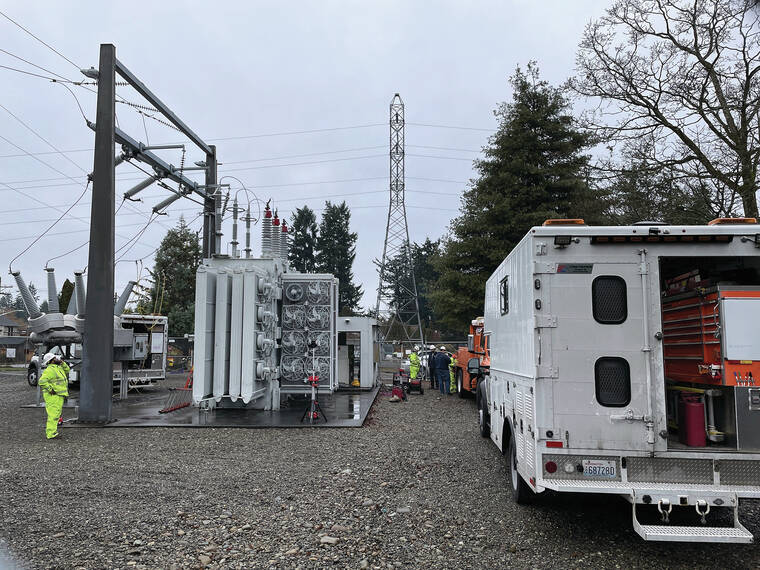 2 arrested in power substation vandalism in Washington state – Hawaii Tribune-Herald