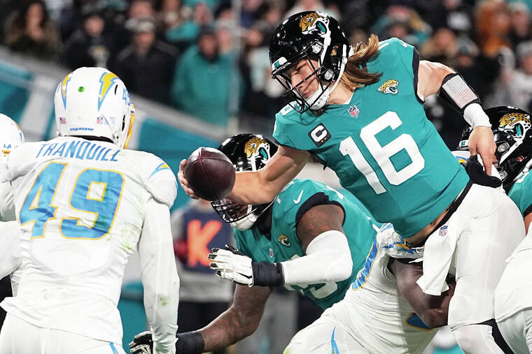 Trevor Lawrence, Jaguars rally from 27-point hole to beat Chargers