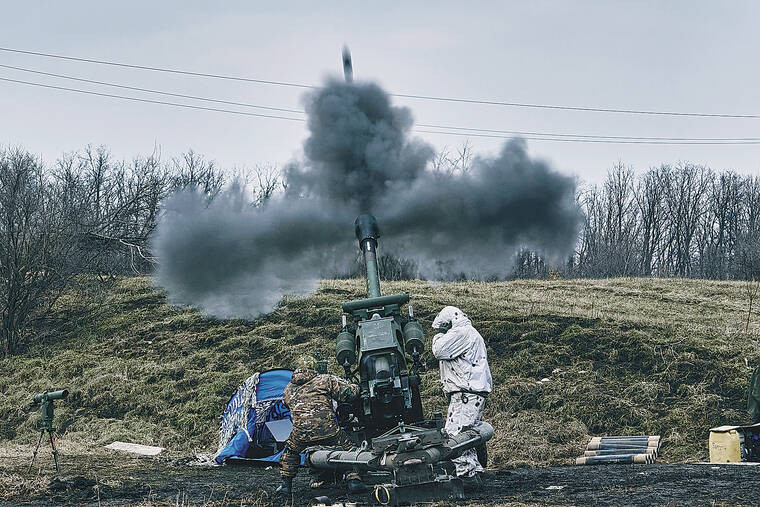 2 Canadians killed in Ukraine's bloodiest battle in Bakhmut