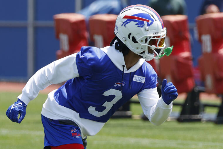 Bills safety Damar Hamlin eases back into practice 5 months since