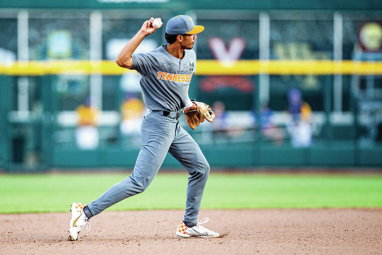 Nate Ackenhausen shines in his first start and LSU shuts out Tennessee 5-0  at College World Series – KXAN Austin