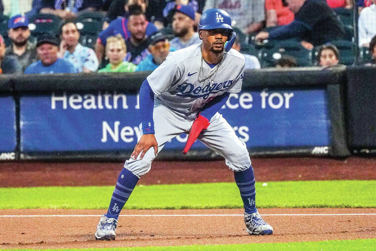 Betts’ Big Night Leads The Dodgers To A 5-1 Victory Over The Sloppy ...