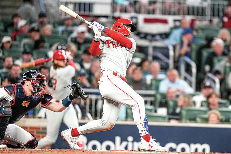 Bryce Harper homers, Phillies beat Braves 3-0 in Game 1 of NLDS