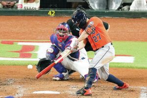 Twins advance for 1st time in 21 years with 2-0 win to sweep Blue Jays  behind Gray, Correa