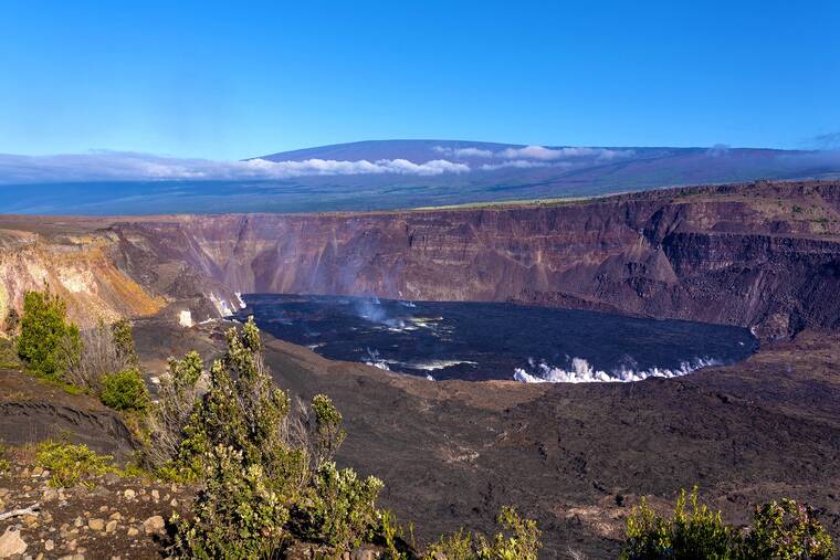 How To Make The Most of a Long Flight To Hawaii - Volcano Hawaii